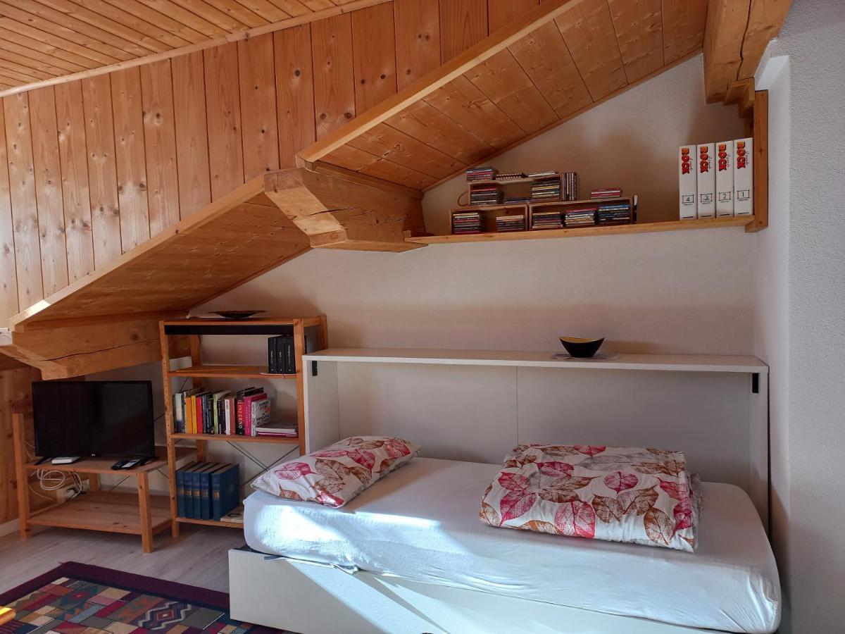 Confortevole Mansarda Di Montagna Poschiavo Exteriör bild
