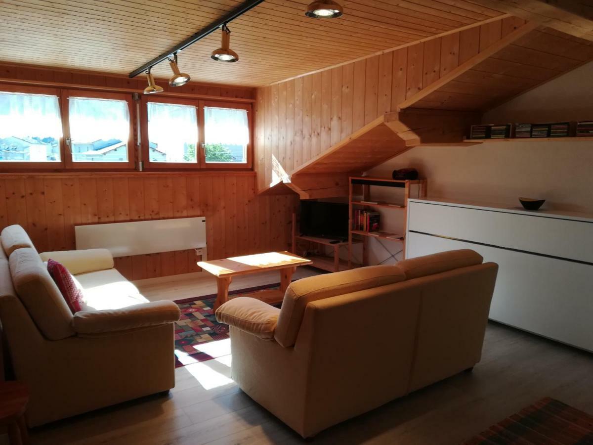 Confortevole Mansarda Di Montagna Poschiavo Exteriör bild